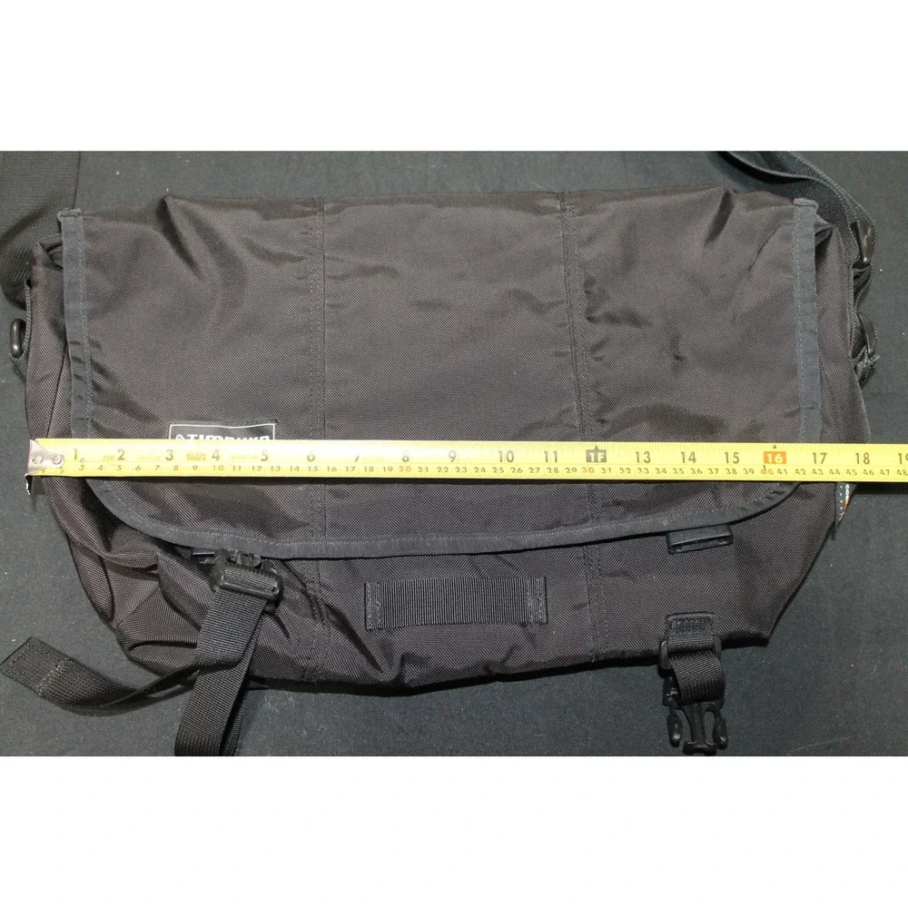 Timbuk2 San Francisco Medium Messenger Bag Black Crossbody Shoulder Bag